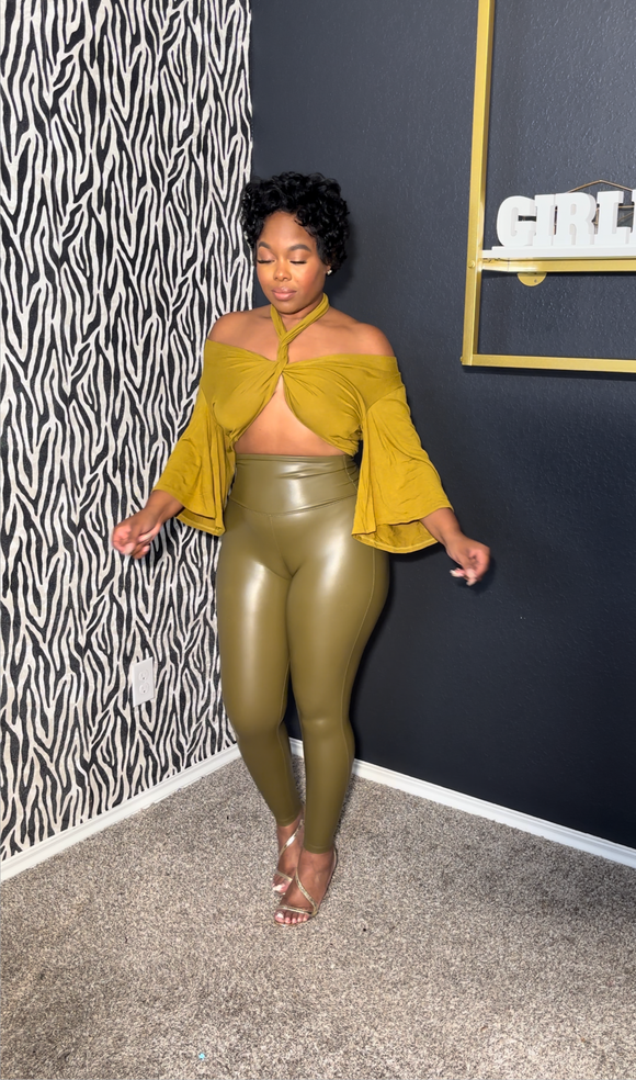 $5 sale! Mustard green wrap top